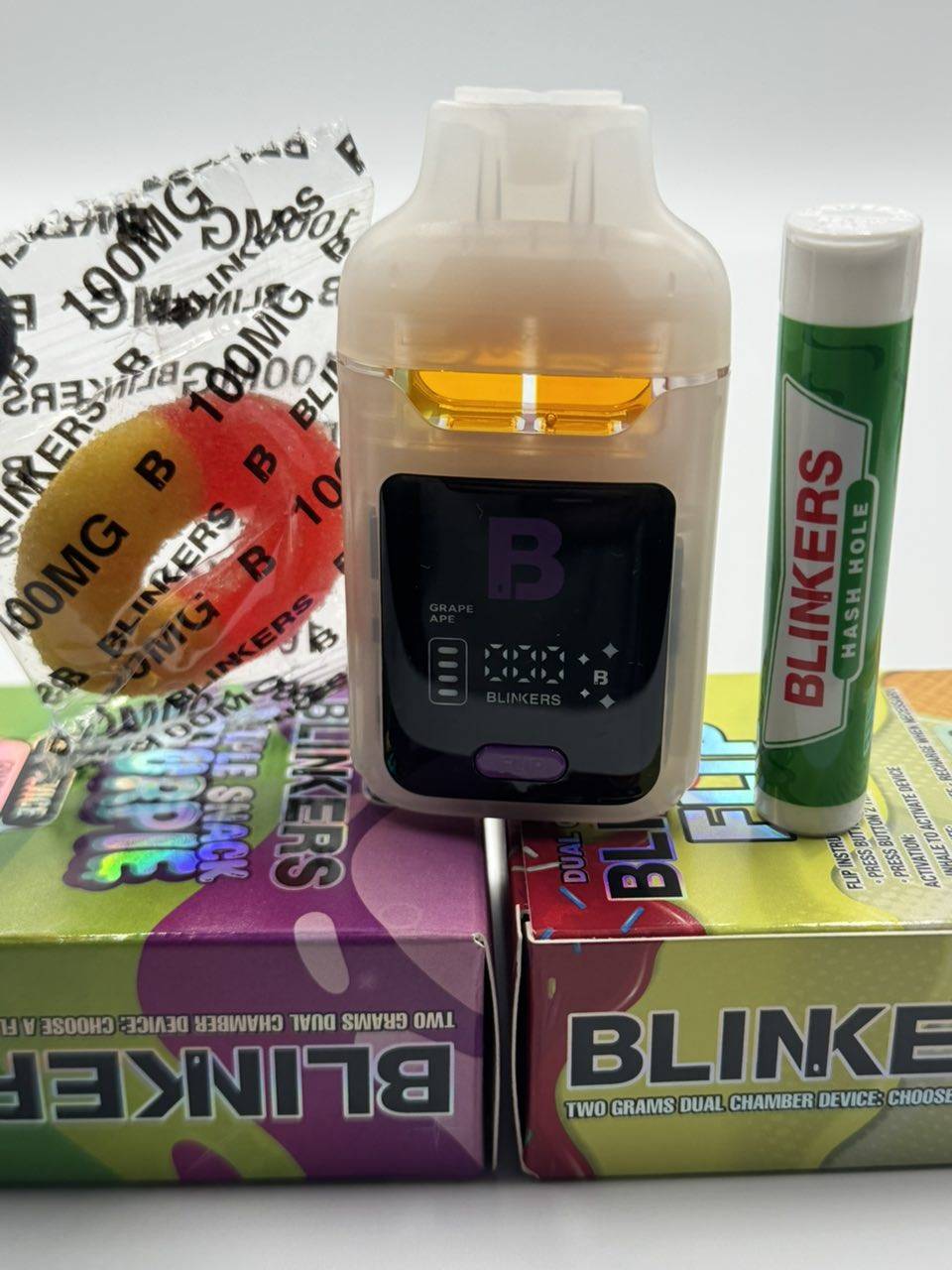 blinkers flip triple snack ice cream x slurpie 2g disposable